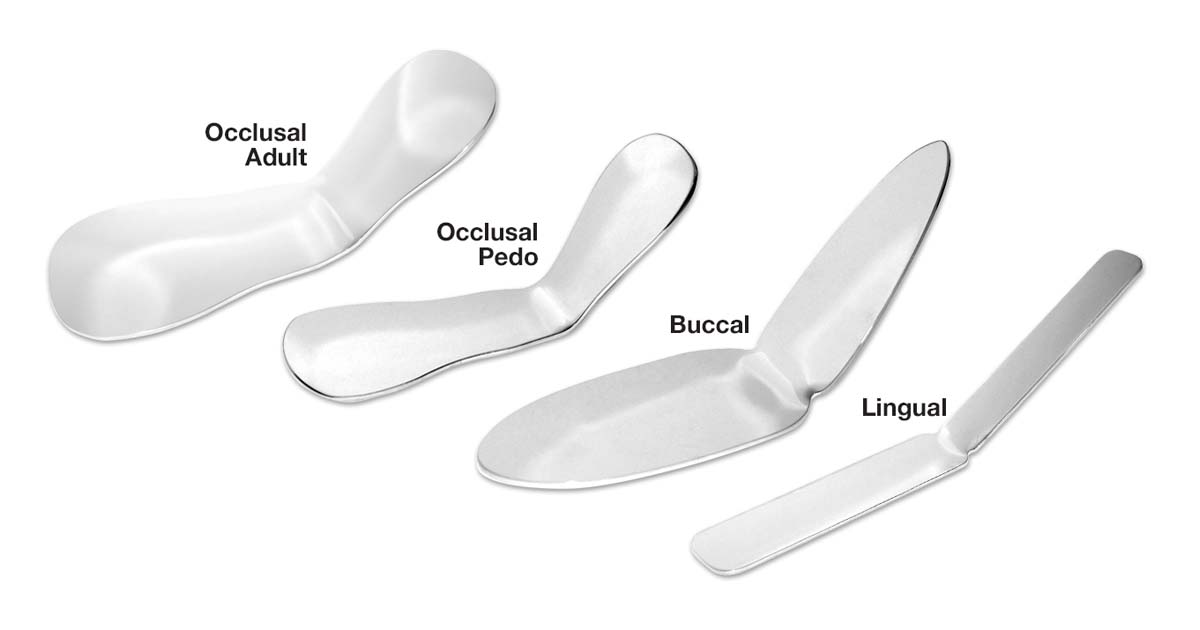 cheek retractors
